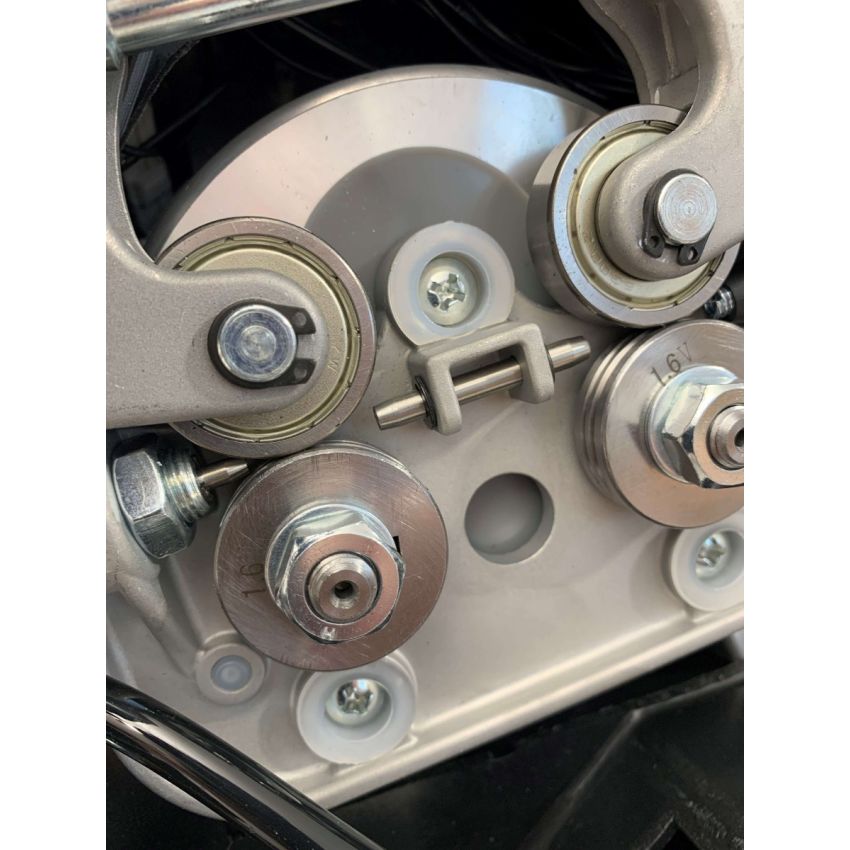 Phantom™ Arc Feeder IV Wire Feeder 